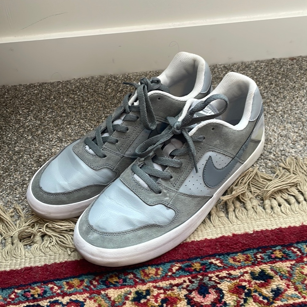 Nike SB Delta Force